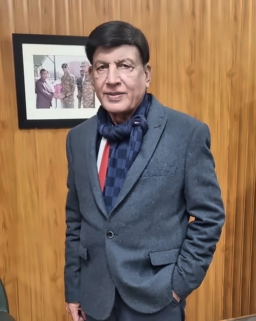 Dr. Sajjad Anwer Malik, Chief Executive, Kamil Educational System